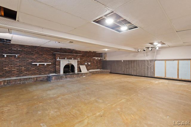 6362 Alamo Court, Adrian Twp, MI 49286