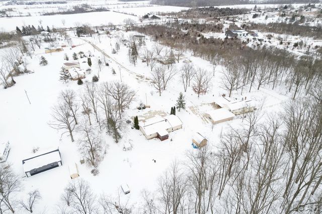 6362 Alamo Court, Adrian Twp, MI 49286