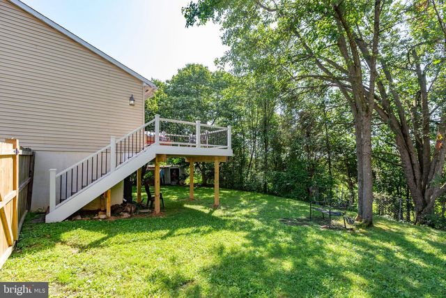 5955 PLUMWOOD LN, Woodbridge, VA 22193