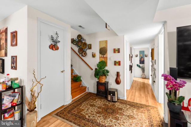 5955 PLUMWOOD LN, Woodbridge, VA 22193