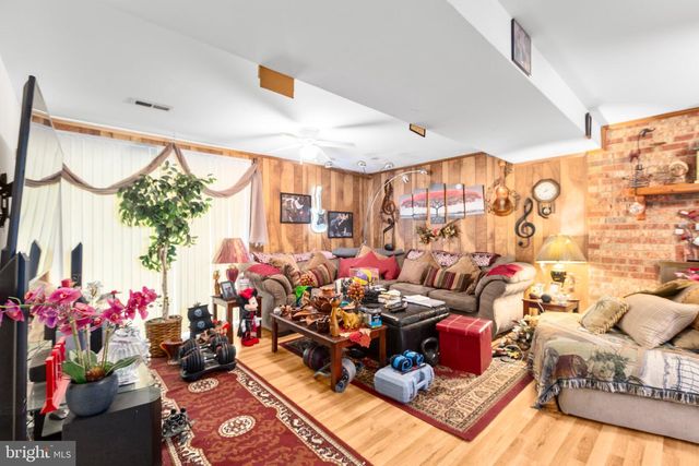 5955 PLUMWOOD LN, Woodbridge, VA 22193