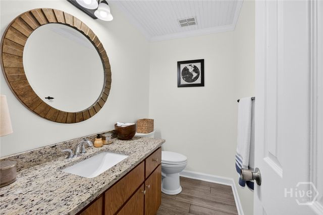 11 Sutton Road, Savannah, GA 31419