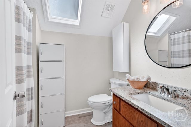 11 Sutton Road, Savannah, GA 31419