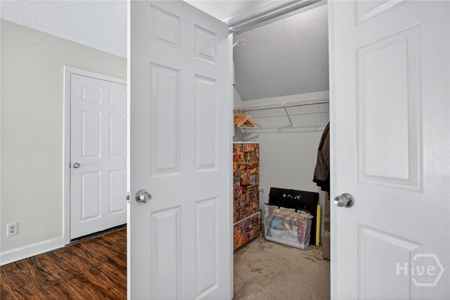 11 Sutton Road, Savannah, GA 31419