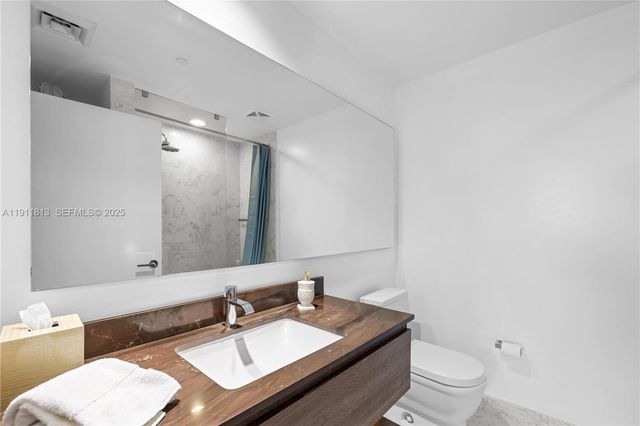 350 E Ocean Drive 301N, Key Biscayne, FL 33149