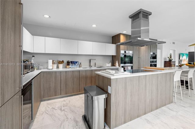350 E Ocean Drive 301N, Key Biscayne, FL 33149