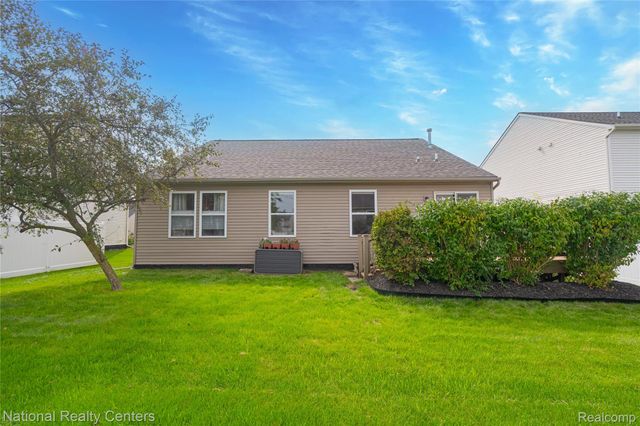 8515 Hawthorn Hill, Lima Township, MI 48130