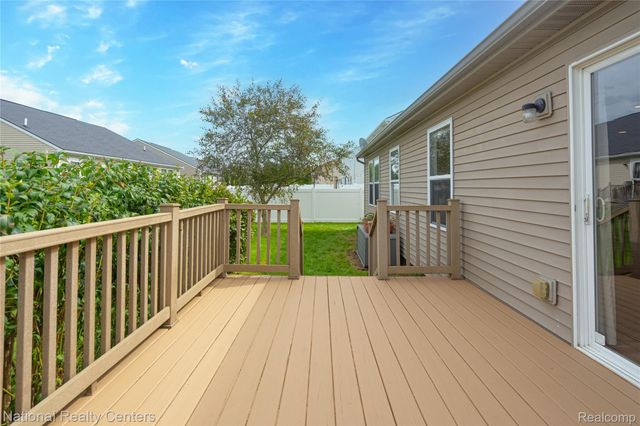 8515 Hawthorn Hill, Lima Township, MI 48130