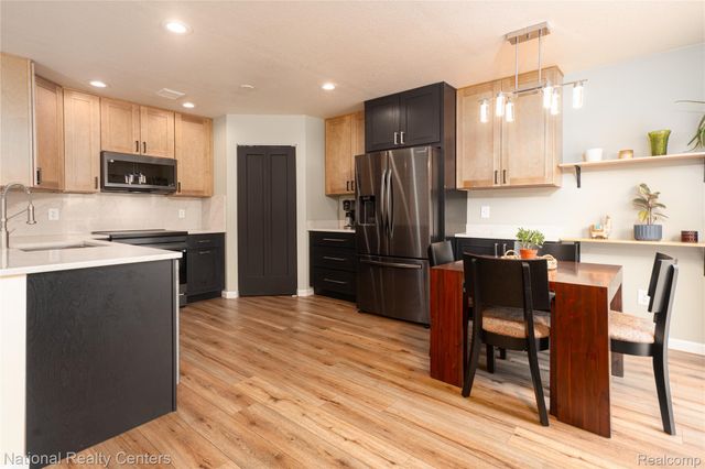 8515 Hawthorn Hill, Lima Township, MI 48130