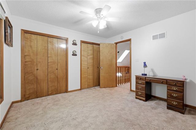 2219 N Whitney Road, Independence, MO 64058