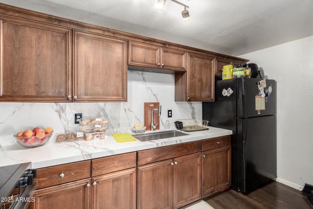 6224 W BERKELEY Road, Phoenix, AZ 85035