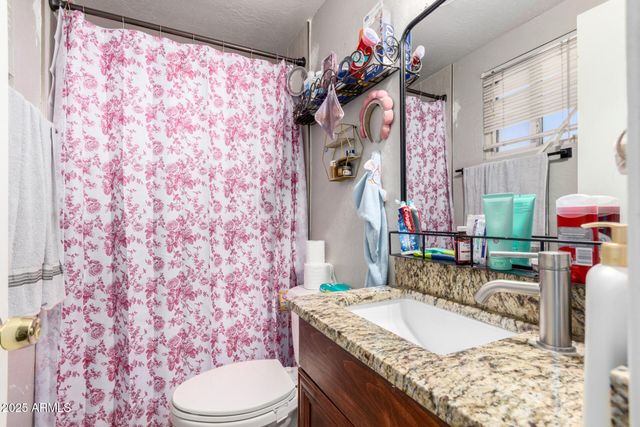 6224 W BERKELEY Road, Phoenix, AZ 85035