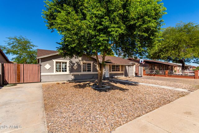 6224 W BERKELEY Road, Phoenix, AZ 85035