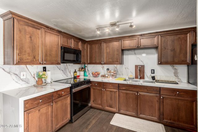 6224 W BERKELEY Road, Phoenix, AZ 85035