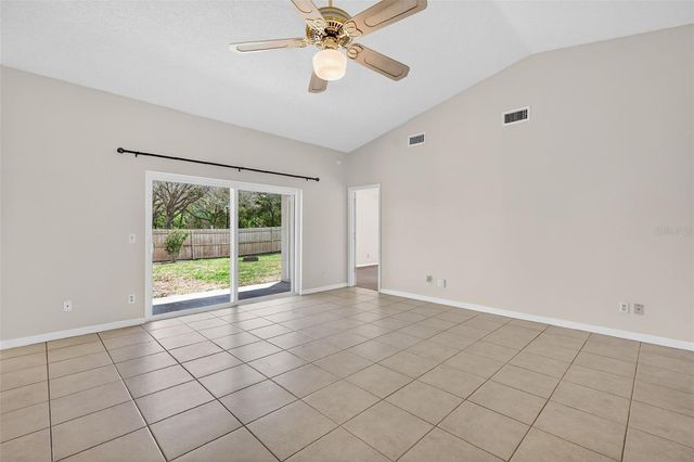 1000 COVINGTON STREET, Oviedo, FL 32765