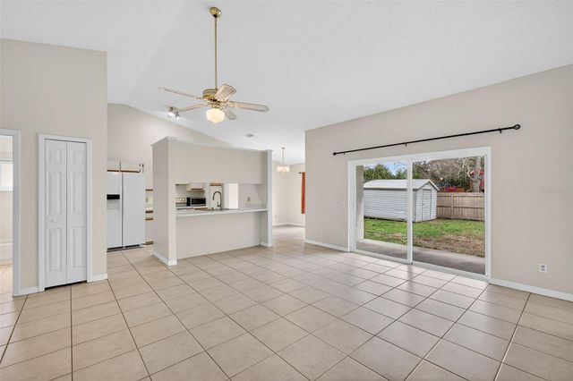 1000 COVINGTON STREET, Oviedo, FL 32765