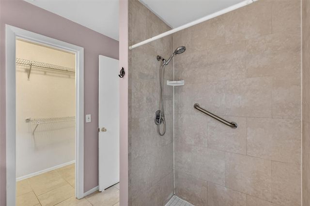 1000 COVINGTON STREET, Oviedo, FL 32765