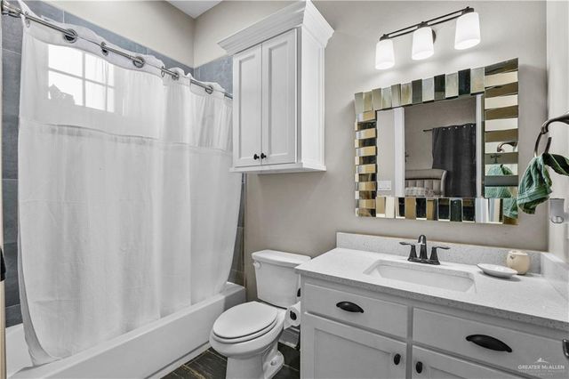 500 Grayson Avenue, Mcallen, TX 78504