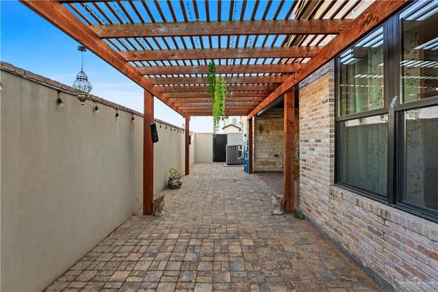 500 Grayson Avenue, Mcallen, TX 78504