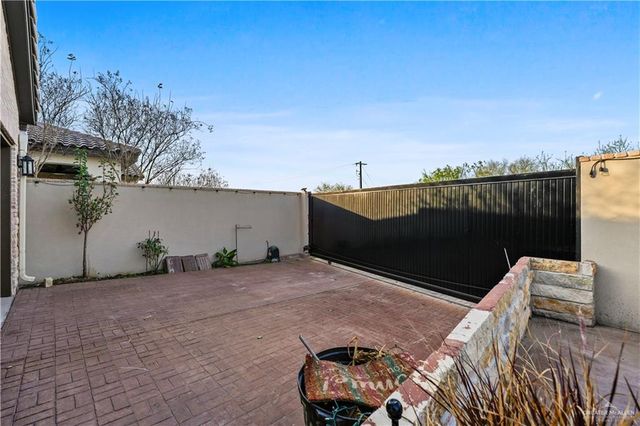 500 Grayson Avenue, Mcallen, TX 78504