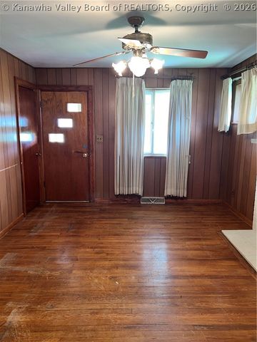 401 Walnut Street, St Albans, WV 25177
