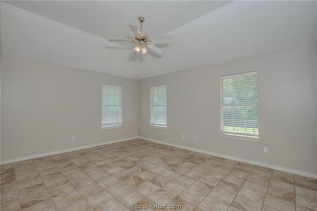 2402 Colgate Circle, College Station, TX 77840