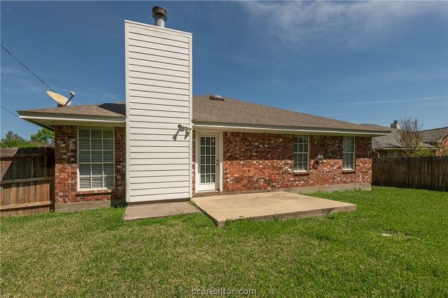 2402 Colgate Circle, College Station, TX 77840