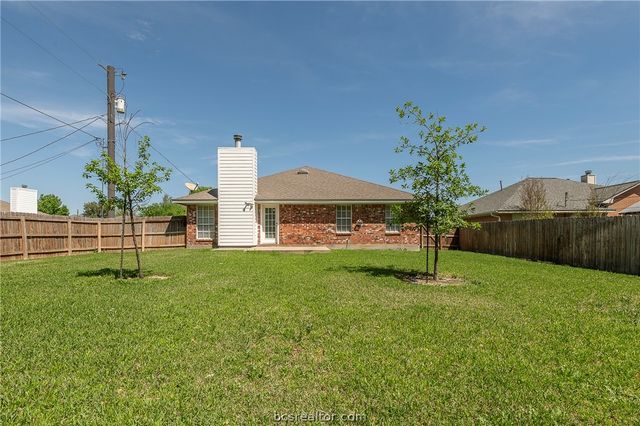 2402 Colgate Circle, College Station, TX 77840