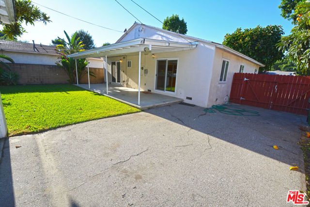 12944 Haynes Street, North Hollywood (los Angeles), CA 91606