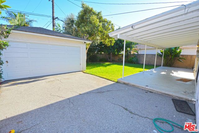 12944 Haynes Street, North Hollywood (los Angeles), CA 91606
