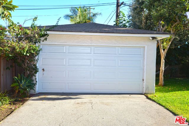 12944 Haynes Street, North Hollywood (los Angeles), CA 91606
