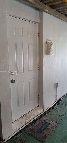 13725 NW 4th Place 1, North Miami, FL 33168