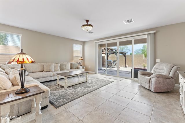 2269 N CAMDEN Drive, Florence, AZ 85132