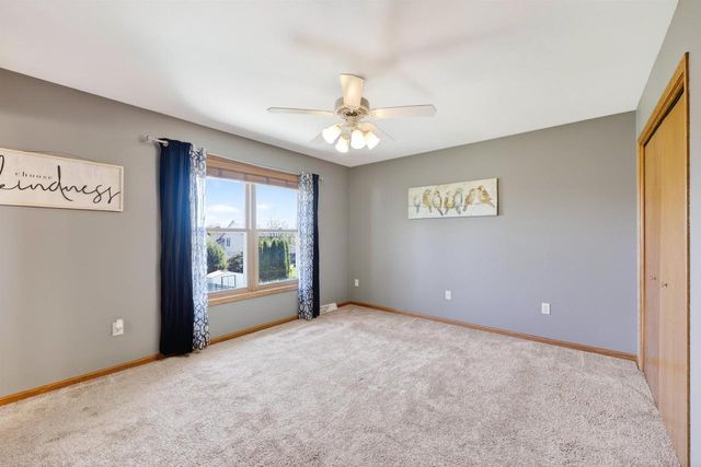 668 Ruxton Ridge Drive, Sun Prairie, WI 53590