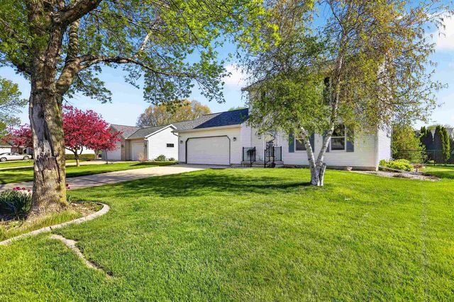 668 Ruxton Ridge Drive, Sun Prairie, WI 53590