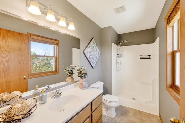 668 Ruxton Ridge Drive, Sun Prairie, WI 53590