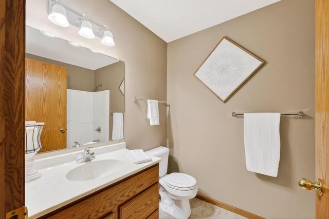 668 Ruxton Ridge Drive, Sun Prairie, WI 53590