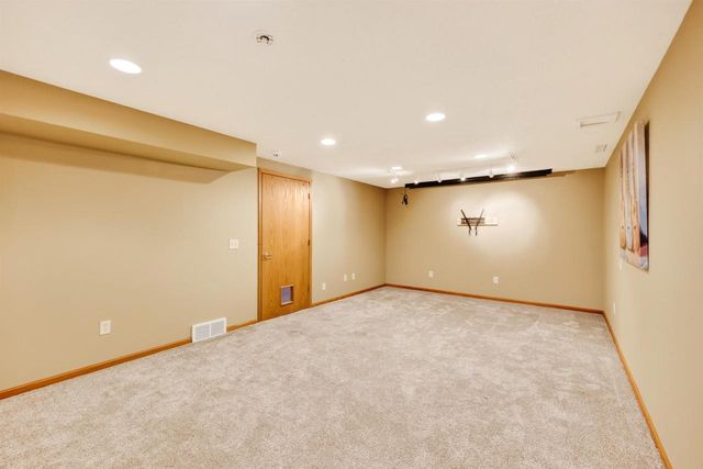 668 Ruxton Ridge Drive, Sun Prairie, WI 53590