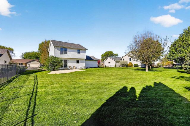 668 Ruxton Ridge Drive, Sun Prairie, WI 53590