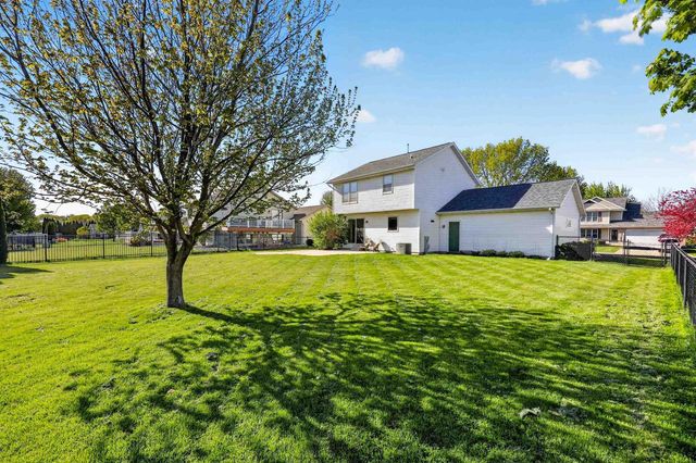 668 Ruxton Ridge Drive, Sun Prairie, WI 53590