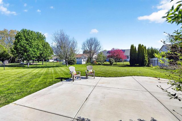 668 Ruxton Ridge Drive, Sun Prairie, WI 53590