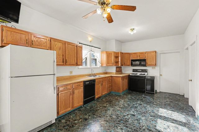 491 W Center Road, Essexville, MI 48732