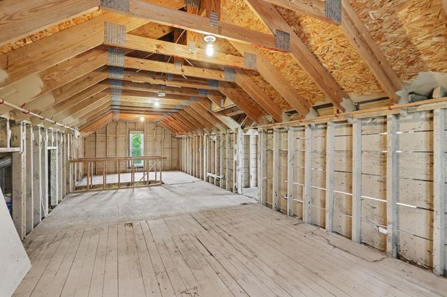 491 W Center Road, Essexville, MI 48732