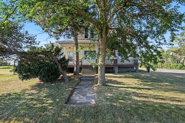 491 W Center Road, Essexville, MI 48732