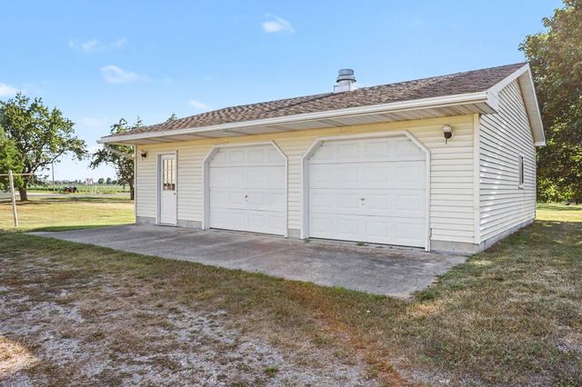 491 W Center Road, Essexville, MI 48732