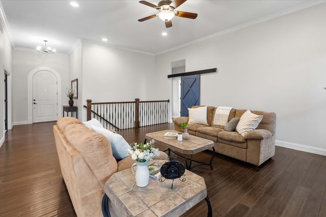 5202 CLAYBROOK CT, Columbia, MO 65203