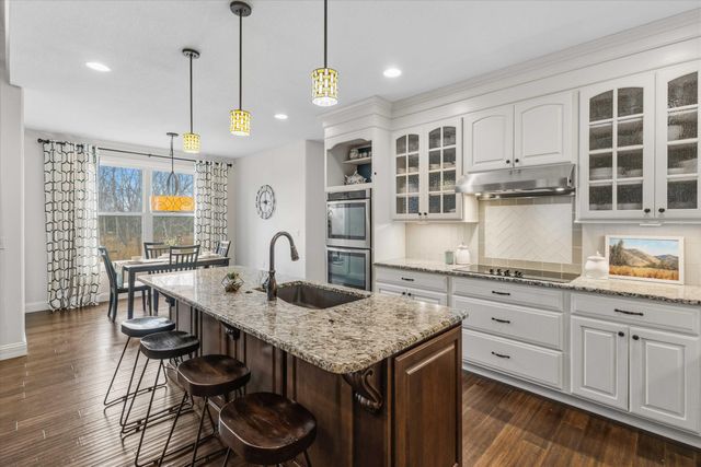 5202 CLAYBROOK CT, Columbia, MO 65203