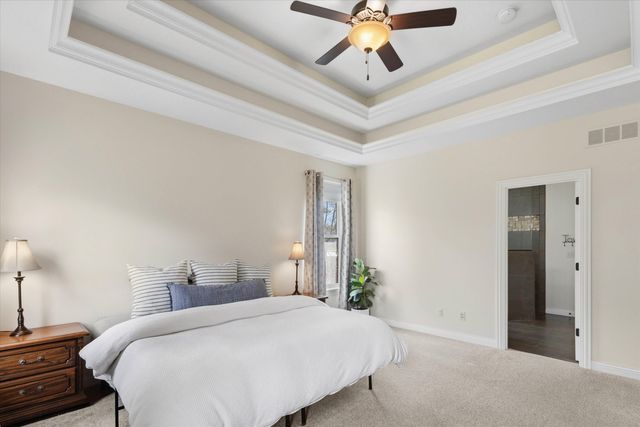 5202 CLAYBROOK CT, Columbia, MO 65203