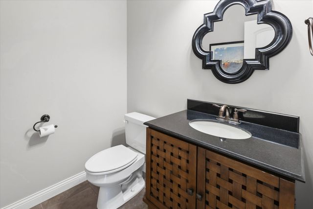 5202 CLAYBROOK CT, Columbia, MO 65203