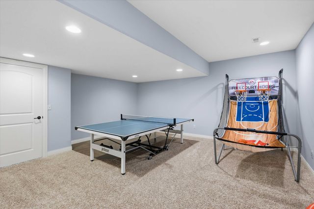 5202 CLAYBROOK CT, Columbia, MO 65203